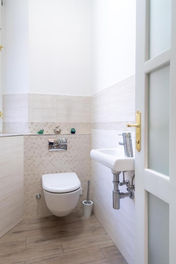 Quiet Apartment In The Heart Of Old Town Centre 布拉格 外观 照片